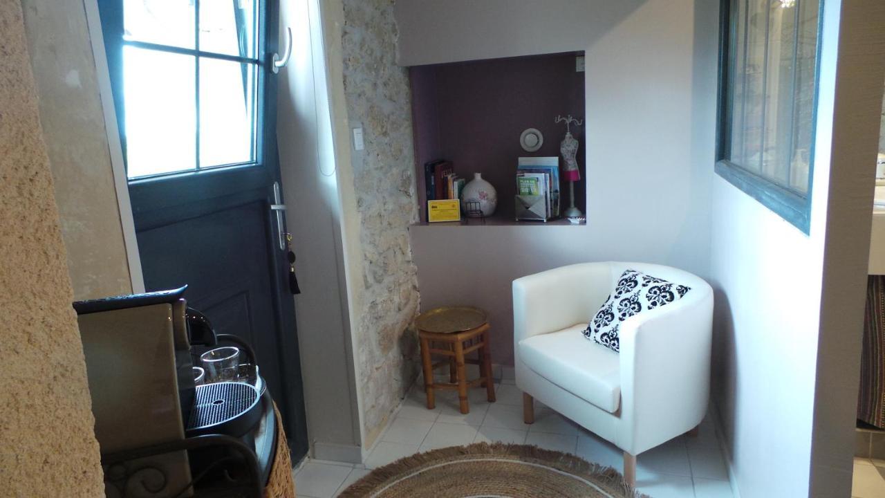 Chambre D'Hotes Le Paon Blanc Monprimblanc Exteriör bild